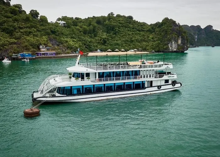 Quynh Yen Hạ Long