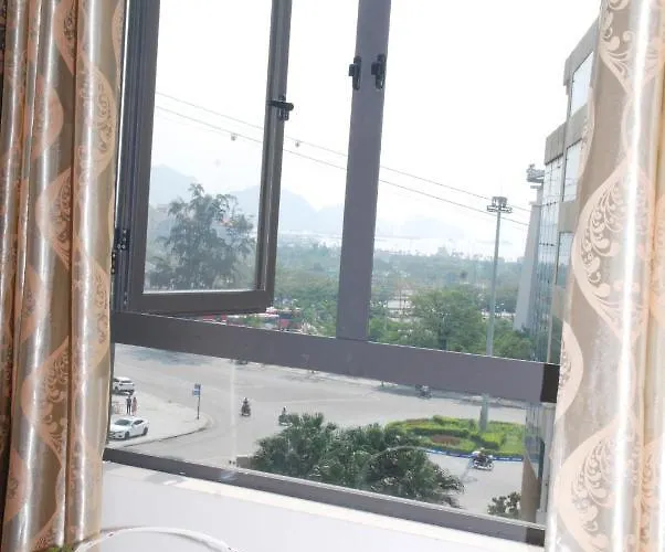 Hotel Quynh Yen